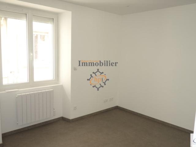 Location appartement Saint Affrique 2 pièces 27m² 355€ | Hubert Peyrottes Immobilier