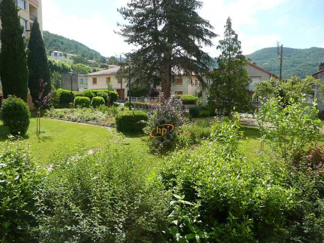 Location appartement Saint Affrique 3 pièces 57m² 580€ | Hubert Peyrottes Immobilier