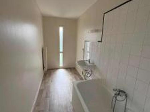 location appartement saint andre les vergers 4 pièces 84 m2 aube 10120 725 € / mois