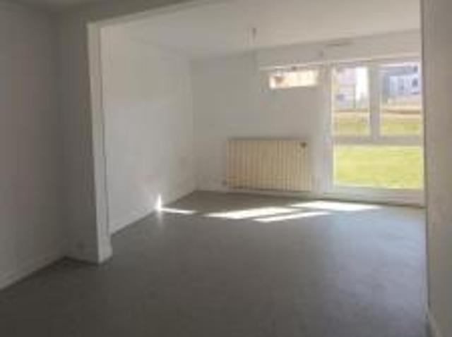 location appartement saint brieuc 1 pièce 25 m2 cotes d'armor 22000 450 € / mois