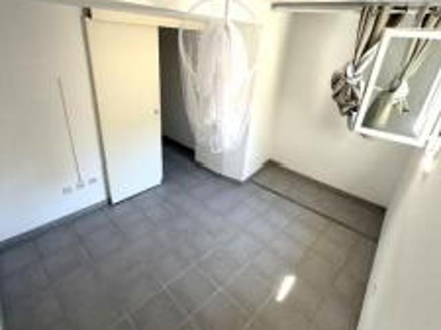 location appartement saint chamas 2 pièces 40 m2 bouches du rhone 13250 680 € / mois