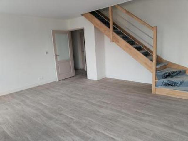 location appartement saint clement 4 pièces 100 m2 yonne 89100 957 € / mois