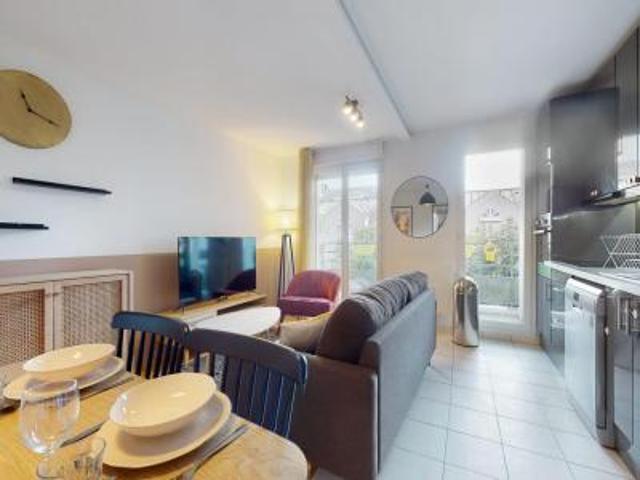 location appartement saint denis 5 pièces 77 m2 seine saint denis 93200 788 € / mois