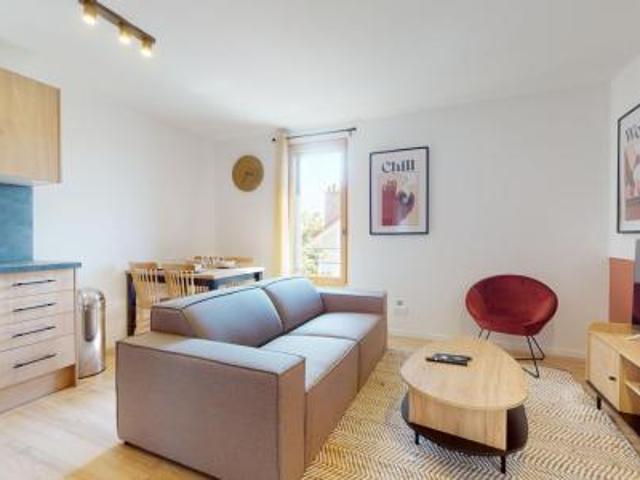 location appartement saint denis 5 pièces 80 m2 seine saint denis 93200 730 € / mois