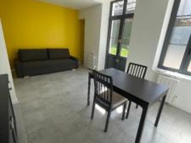 location appartement saint etienne 1 pièce 25 m2 loire 42000 360 € / mois