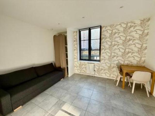 location appartement saint etienne 1 pièce 28 m2 loire 42100 400 € / mois