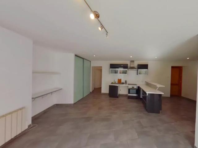 LOCATION APPARTEMENT SAINT ETIENNE
