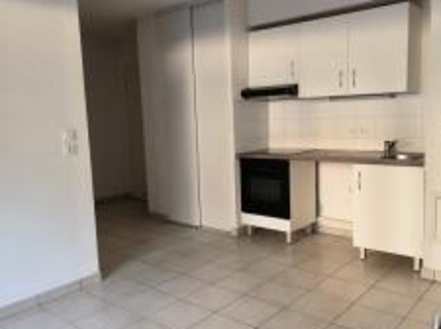 location appartement saint fons 2 pièces 37 m2 rhone 69190 584 € / mois