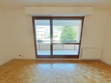 location appartement saint genis laval 3 pièces 74 m2 rhone 69230 920 € / mois