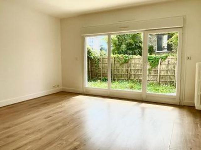 location appartement saint germain en laye 1 pièce 41 m2 yvelines 78100 905 € / mois