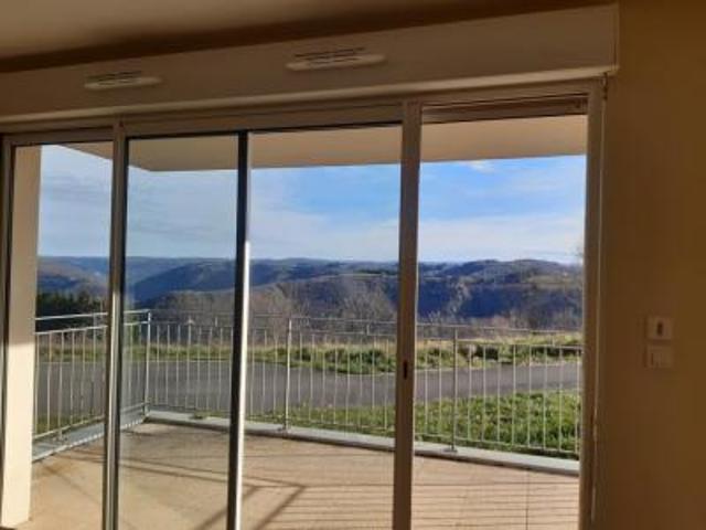 location appartement saint hippolyte 4 pièces 106 m2 aveyron 12140 840 € / mois