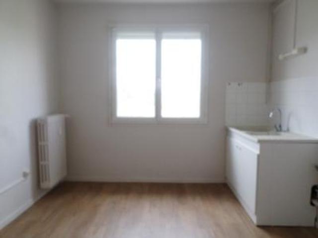 location appartement saint julien du sault 4 pièces 75 m2 yonne 89330 568 € / mois