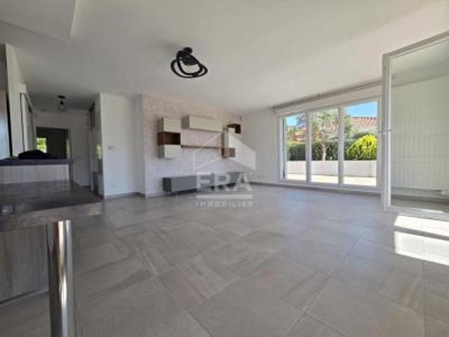 location appartement saint laurent du var 4 pièces 90 m2 alpes maritimes 06700 2500 € / mois