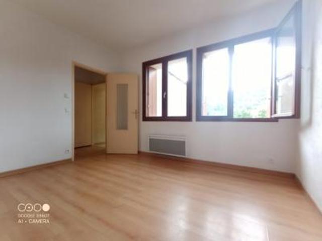 location appartement saint pons de thomieres 4 pièces 57 m2 herault 34220 420 € / mois