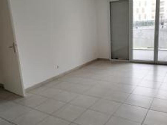 location appartement saint priest 3 pièces 55 m2 rhone 69800 788 € / mois