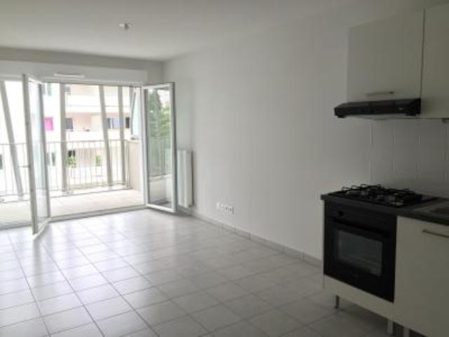 location appartement saint priest 2 pièces 39 m2 rhone 69800 671 € / mois