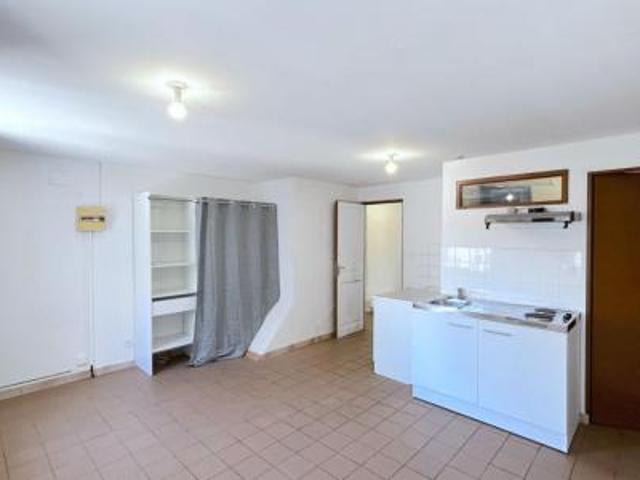 location appartement saint savin 1 pièce 22 m2 gironde 33920 350 € / mois