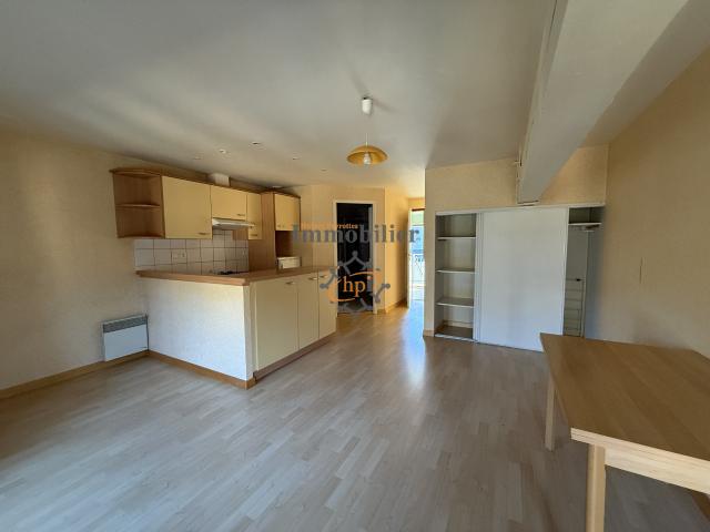 Location appartement Saint Sernin sur Rance 1 pièce 30.5m² 330€ | Hubert Peyrottes Immobilier
