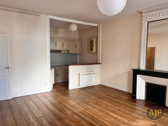 Location appartement Saintes: 690 € AJP Immobilier Saintes