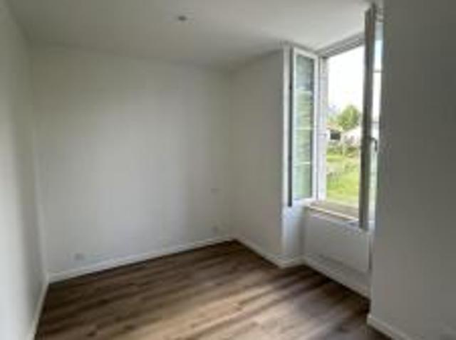 location appartement salies de bearn 2 pièces 46 m2 pyrenees atlantiques 64270 600 € / mois