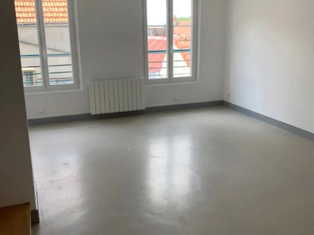 Location Appartement Sente de la Fontaine, Neuilly Saint Front