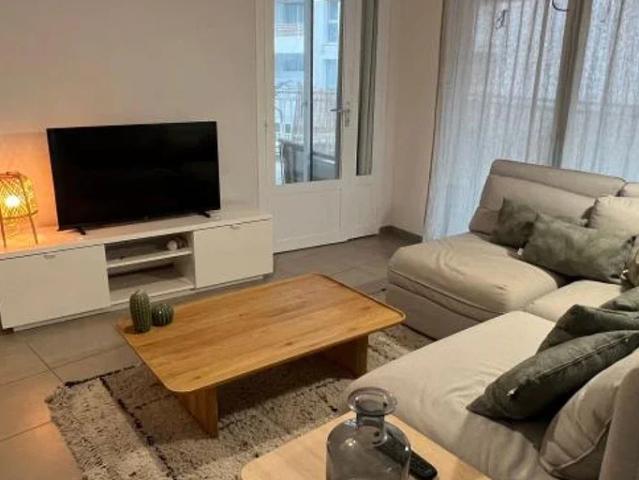 Location Appartement Sente des Radoubs, Bordeaux