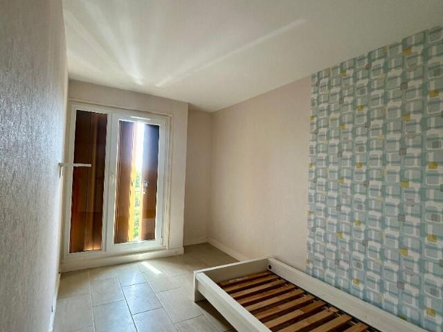 Location Appartement Sentier des Rossignols, Fresnes