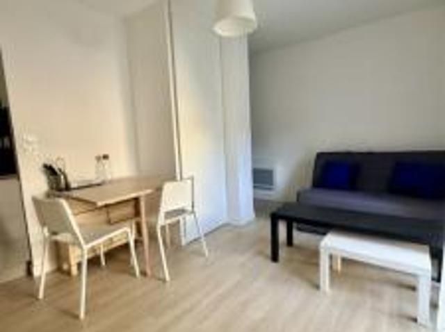 location appartement secteur y school 1 pièce 21 m2 aube 10000 450 €