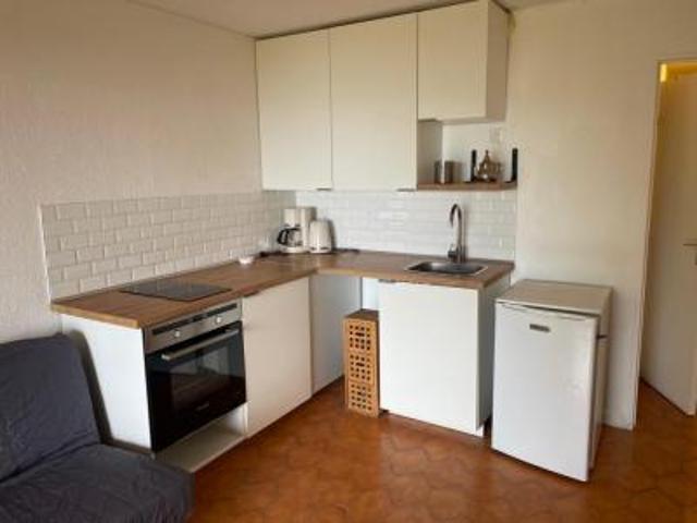 location appartement six fours les plages 2 pièces 26 m2 var 83140 820 € / mois