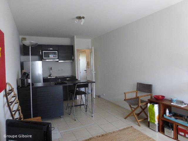 Location Appartement Square Roland Garros, Rennes