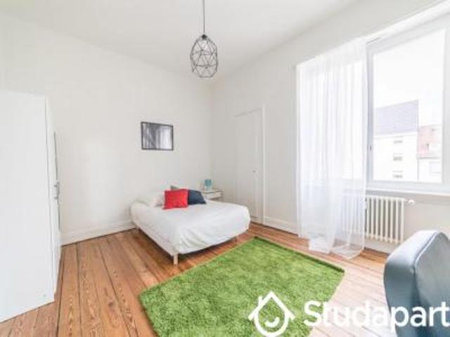 location appartement strasbourg 1 pièce 20 m2 bas rhin 67000 630 € / mois