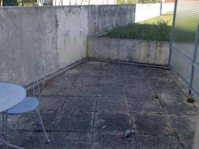 Location appartement studio 1 pièce 16 m² Grenoble 38100 360 €
