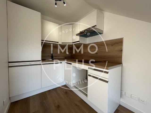 Location Appartement Studio 34,93 m² 1 000 €/mois C.C