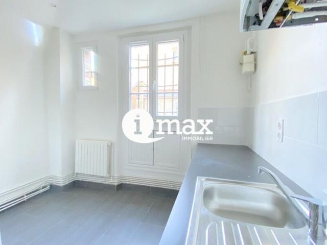 Location Appartement SURESNES