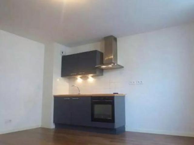 location appartement suresnes 2 pièces 30 m2 hauts de seine 92150 967 € / mois