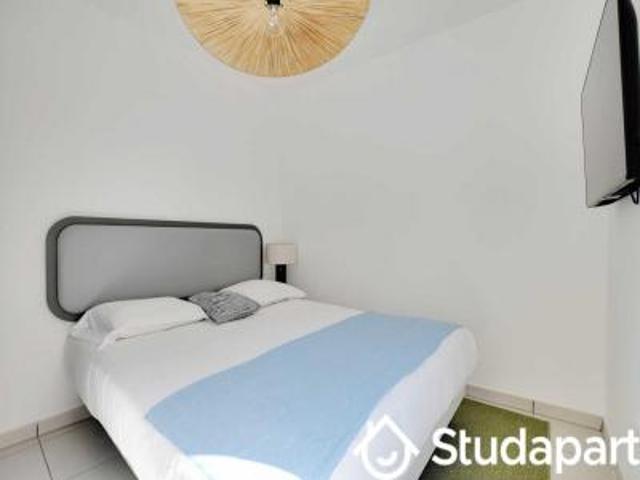 location appartement suresnes 2 pièces 52 m2 hauts de seine 92150 2900 € / mois