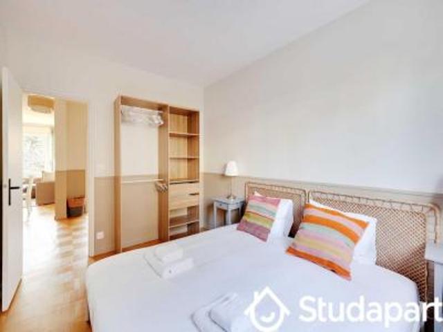 location appartement suresnes 2 pièces 60 m2 hauts de seine 92150 2760 € / mois