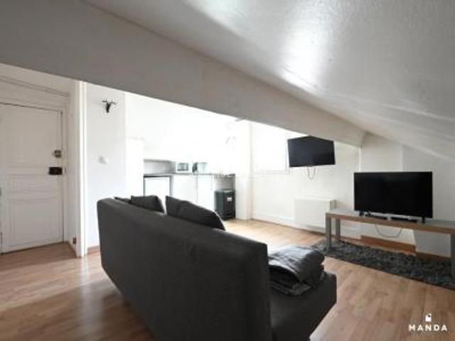 location appartement suresnes 2 pièces 21 m2 hauts de seine 92150 1044 € / mois