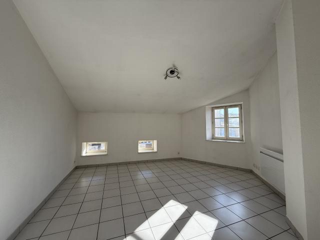Location AUBENAS Centre Appartement 2 pièces | Agence Delas