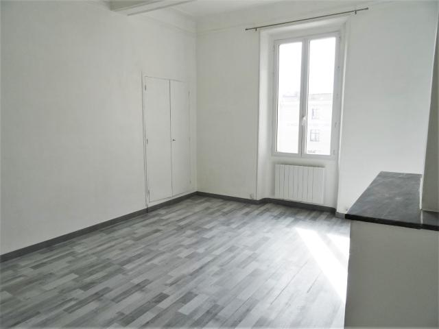Location Bel appartement T3 dans rue pietonne | Agence Clemenceau