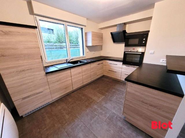 LOCATION BLOT IMMOBILIER MELESSE Maison 4 chambres