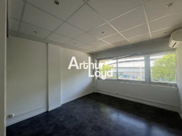 louer Bureau à Alpes