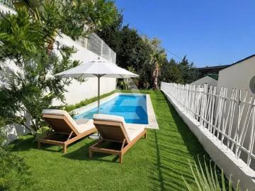 LOCATION CAP D'AIL VILLA NEUVE JARDIN ET PISCINE