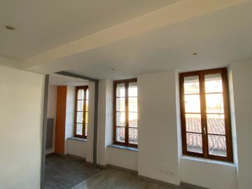 Location CENTRE CASTELNAUDARY APPARTEMENT DE TYPE 3 LIBRE LE 07 JUIN 2026