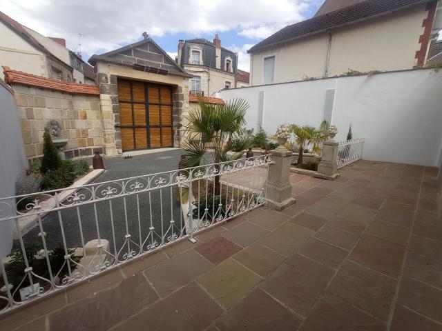 LOCATION CENTRE VILLE MONTLUCON
