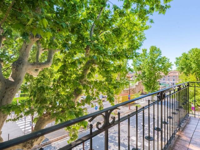 Location Appartement Avenue Jean Jaurès, Trets