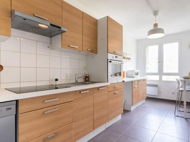 Location Appartement Place du Millénaire, Montpellier