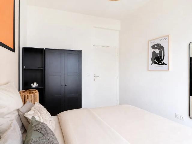 Location Appartement Allée Rose Dieng Kuntz, Paris