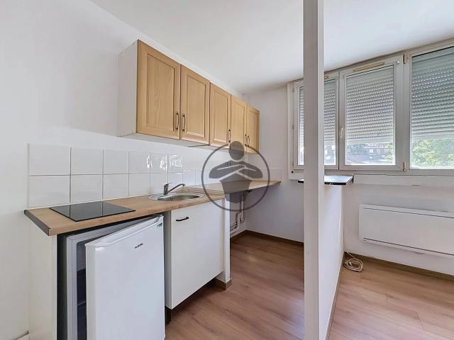Location Appartement Rue Cyrille, Boué
