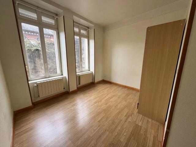 Location Appartement Rue Cyrille, Boué